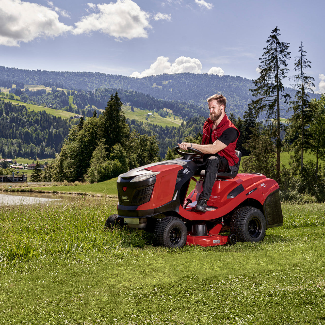 solo by AL-KO T15-93.3 HD-A Petrol Lawn Tractor