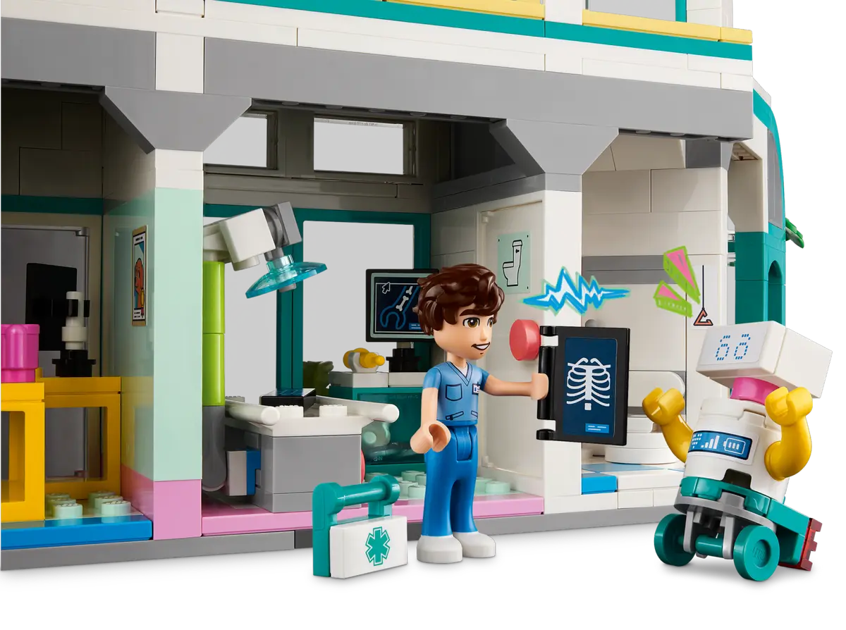 Lego Friends Heartlake City Hospital 42621