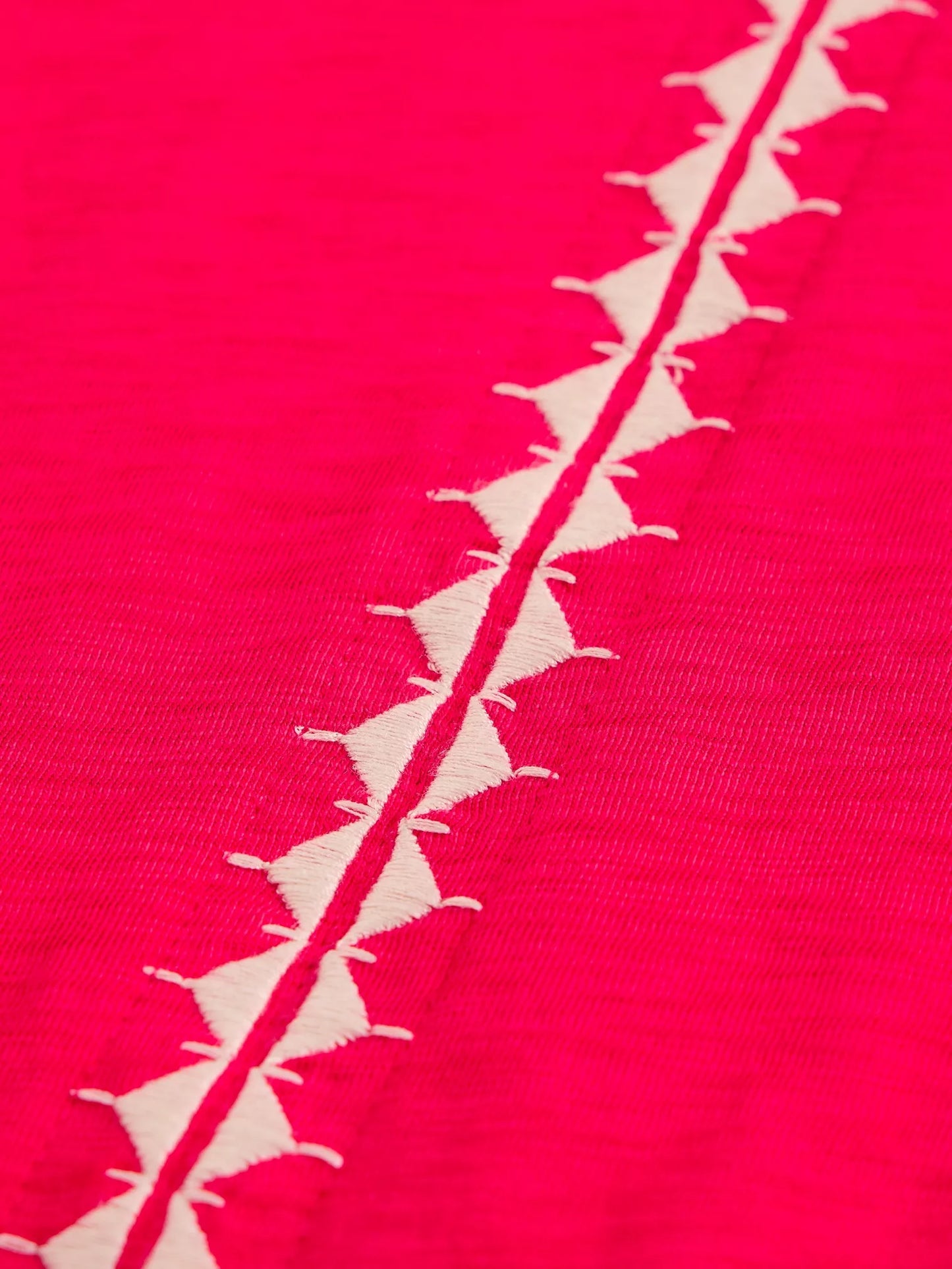 White Stuff Nelly Plain Embroidered T-Shirt