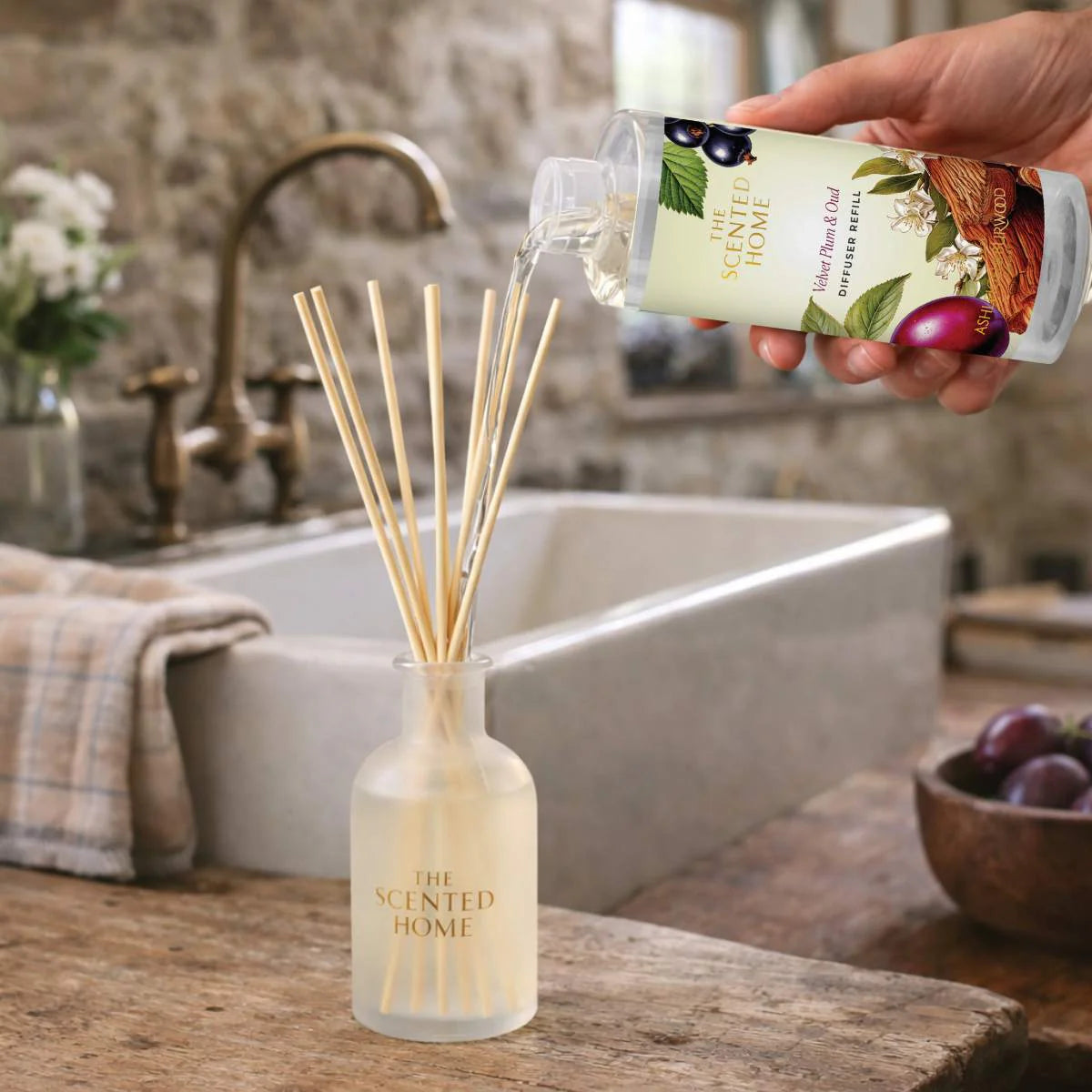 Ashleigh & Burwood Velvet Plum & Oud Reed Diffuser Refill