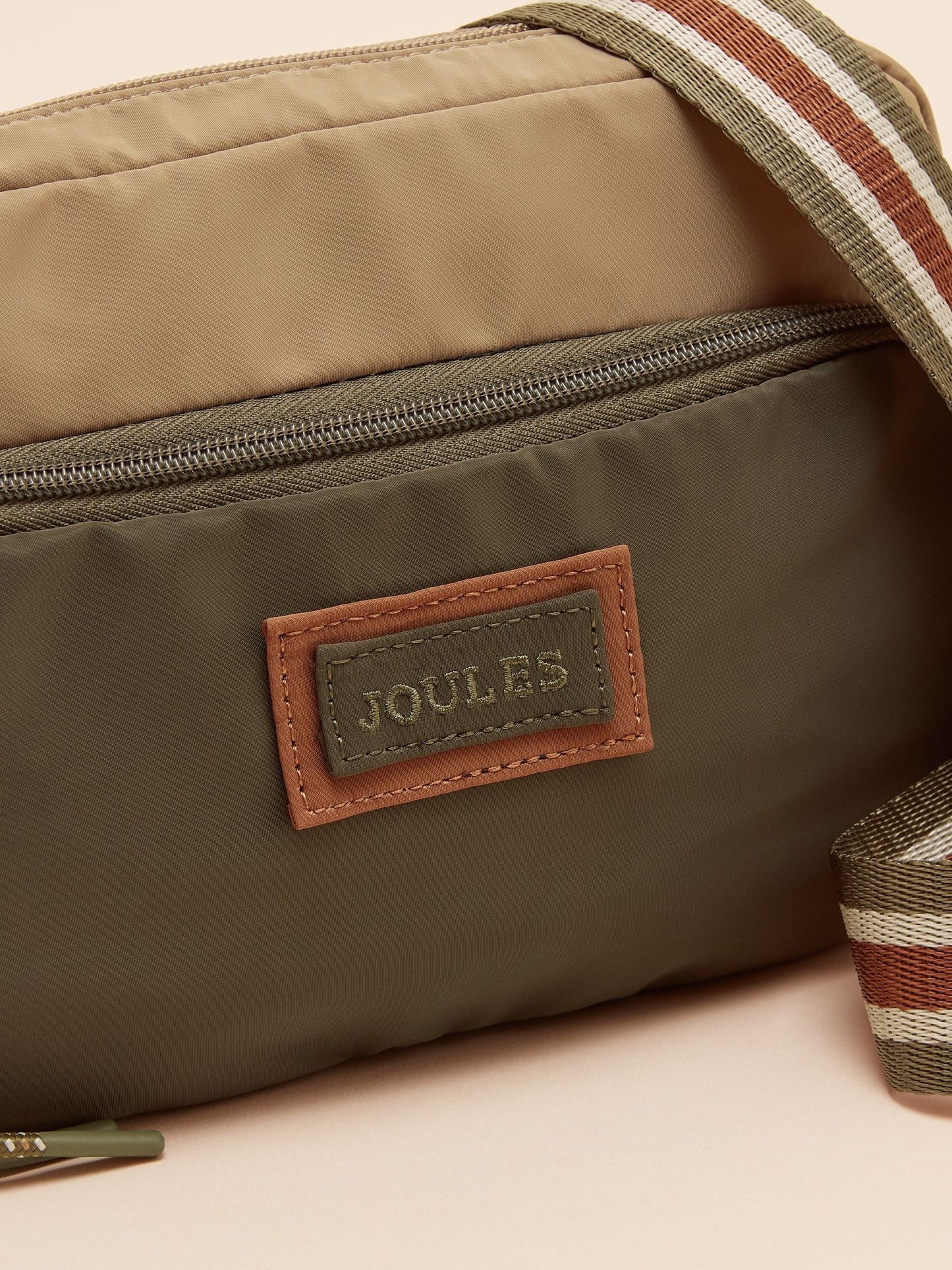 Joules Marlow Nylon Cross Body Bag