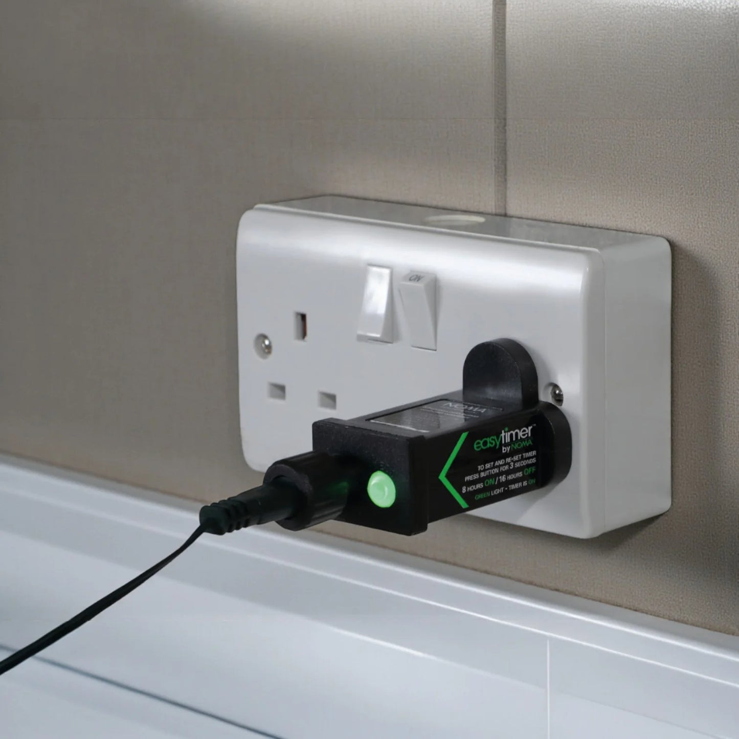 Noma 1.8m White Twinkling Icicle Spiral Tree 535 LEDs