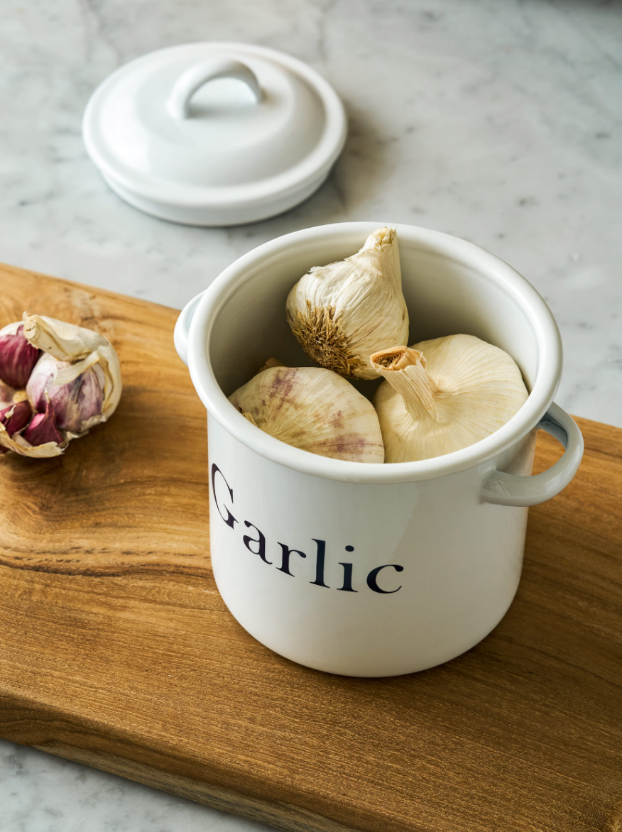 Garden Trading Enamel Garlic Store
