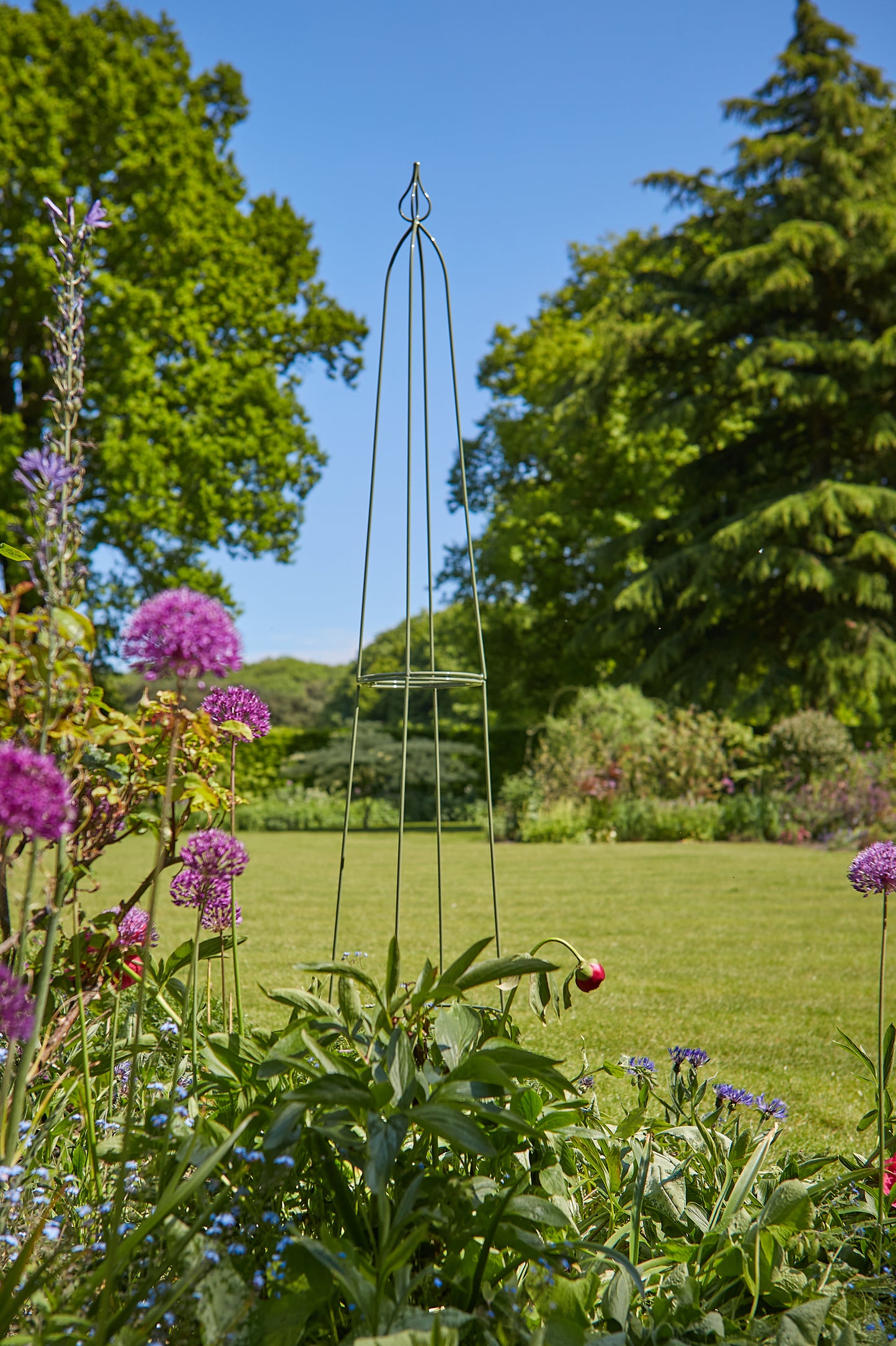 Tom Chambers Byland Large Obelisk 1.95m