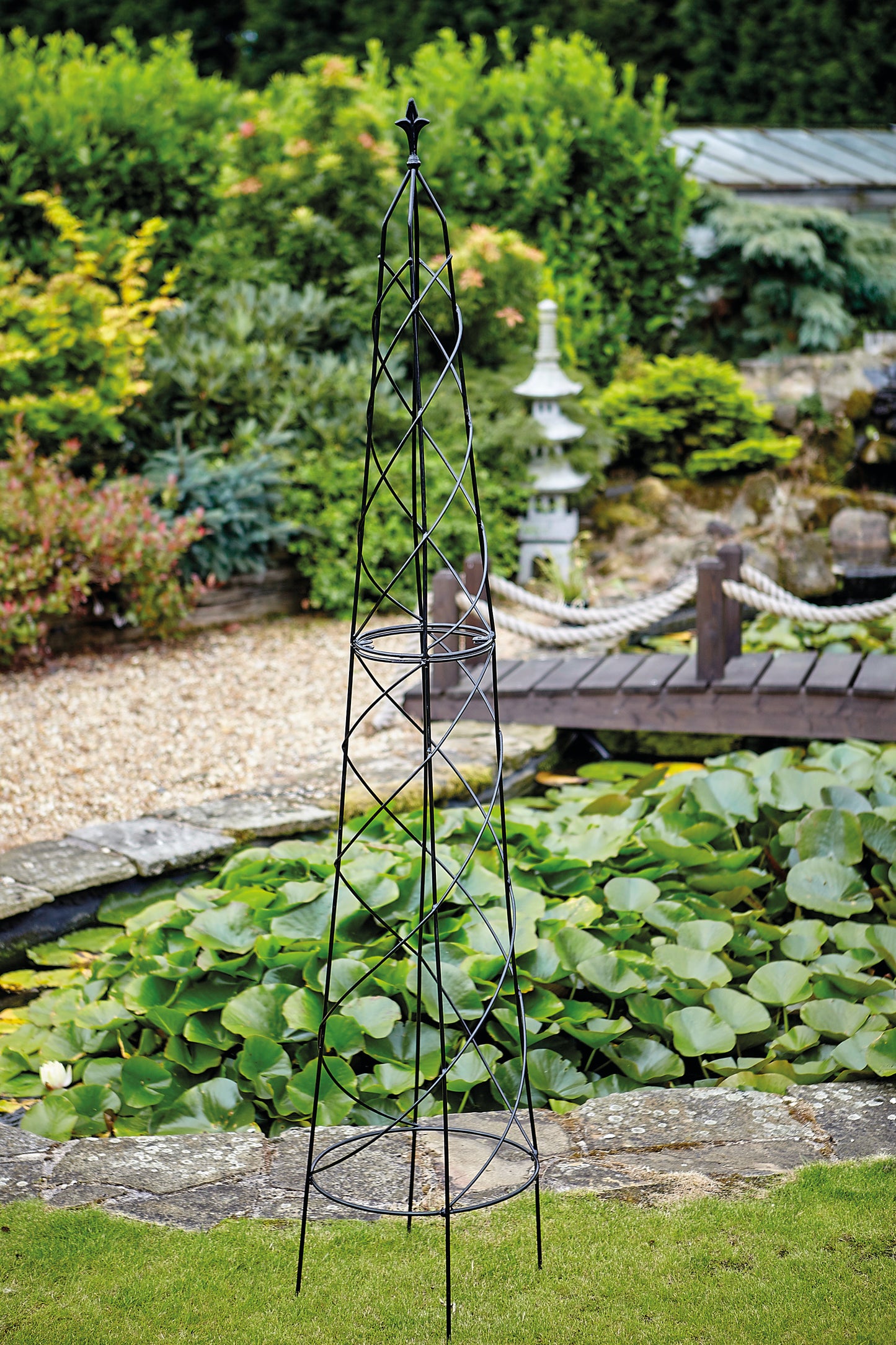 Tom Chambers Nostel Obelisk XL 2.08m