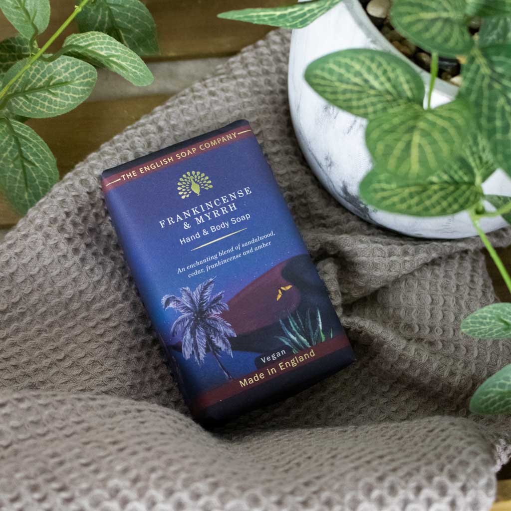 English Soap Company Wintertide Frankincense and Myrrh Soap