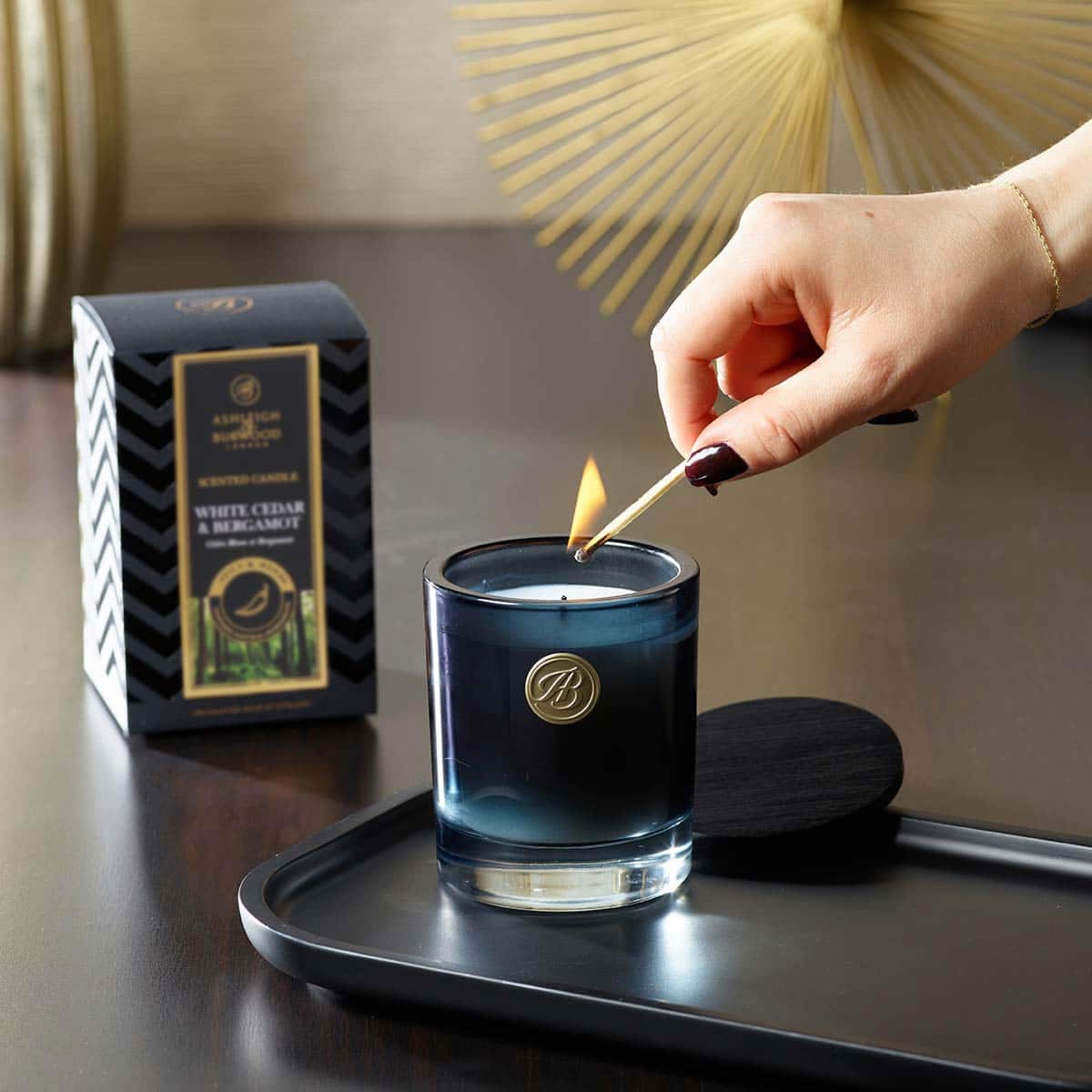 Ashleigh & Burwood Candle White Cedar and Bergamot Signature Candle