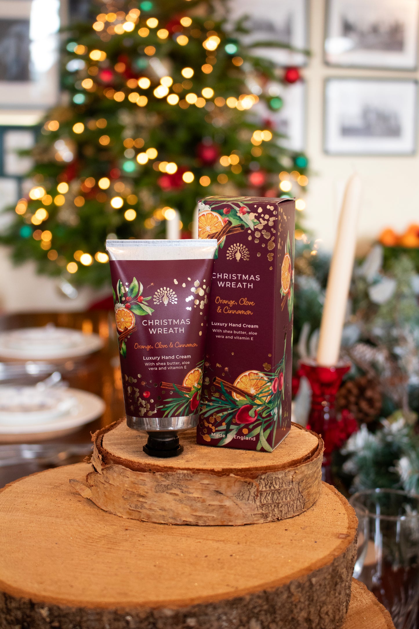 English Soap Company Christmas Tidings Christmas Wreath Hand Cream