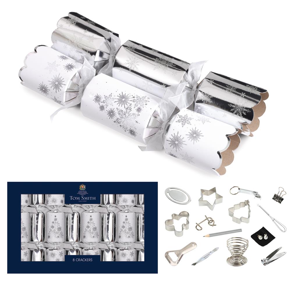 Tom Smith Christmas Crackers Silver Deluxe 8 Pack
