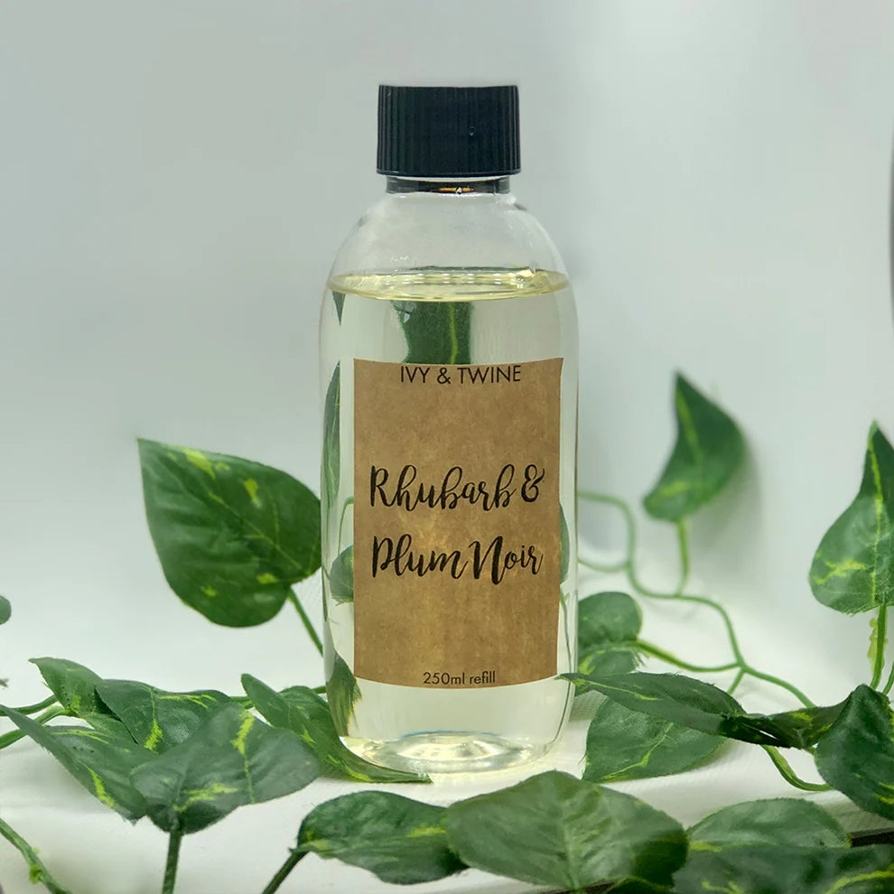 Ivy & Twine Rhubarb & Plum Noir 250ml Diffuser Refill