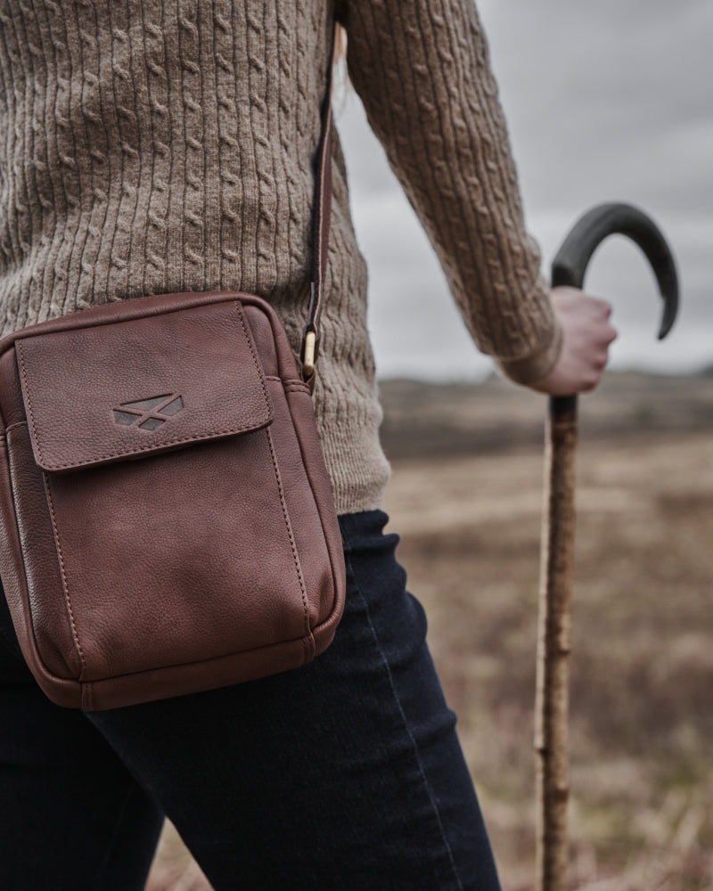 Hoggs Monarch Leather Travel Organiser