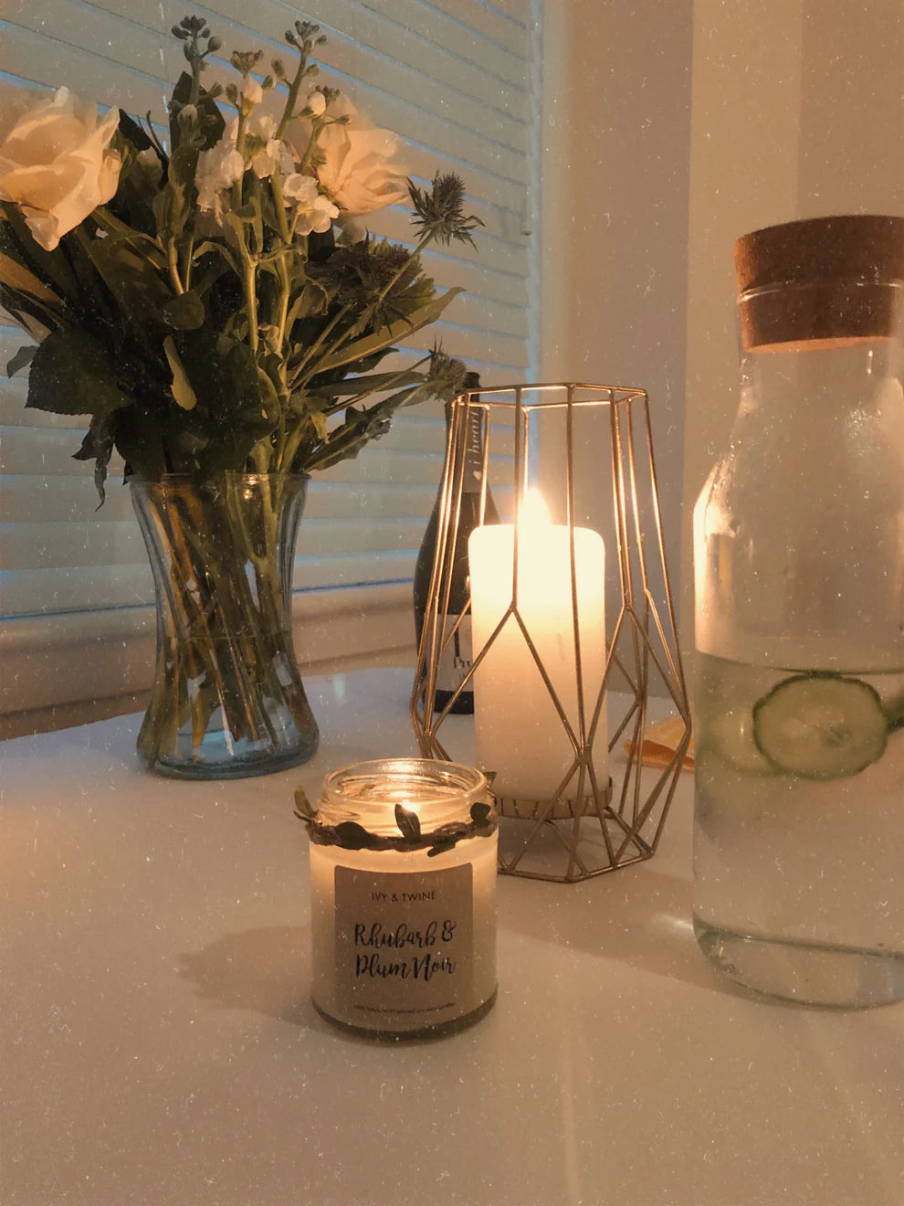 Ivy & Twine Rhubarb & Plum Noir (190g) Candle