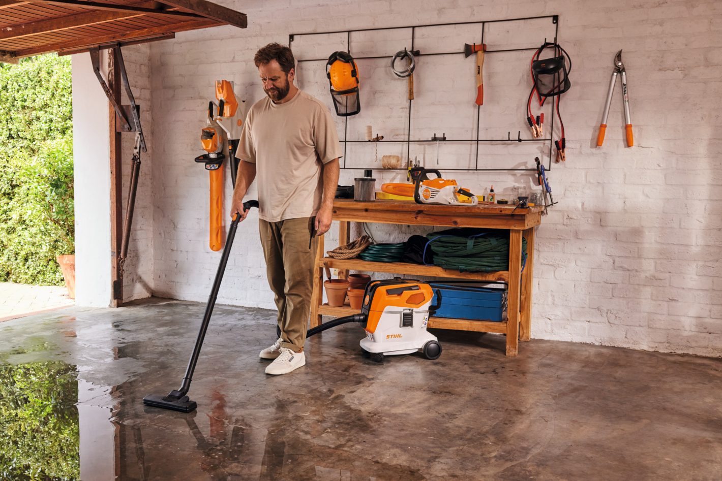 STIHL SEA 60 Cordless Vacuum