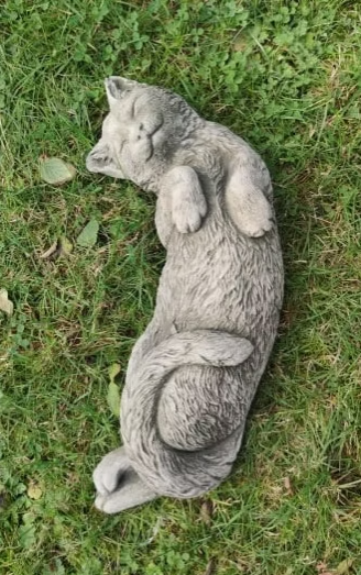 Hellostone Sunbathing Cat Garden Ornament