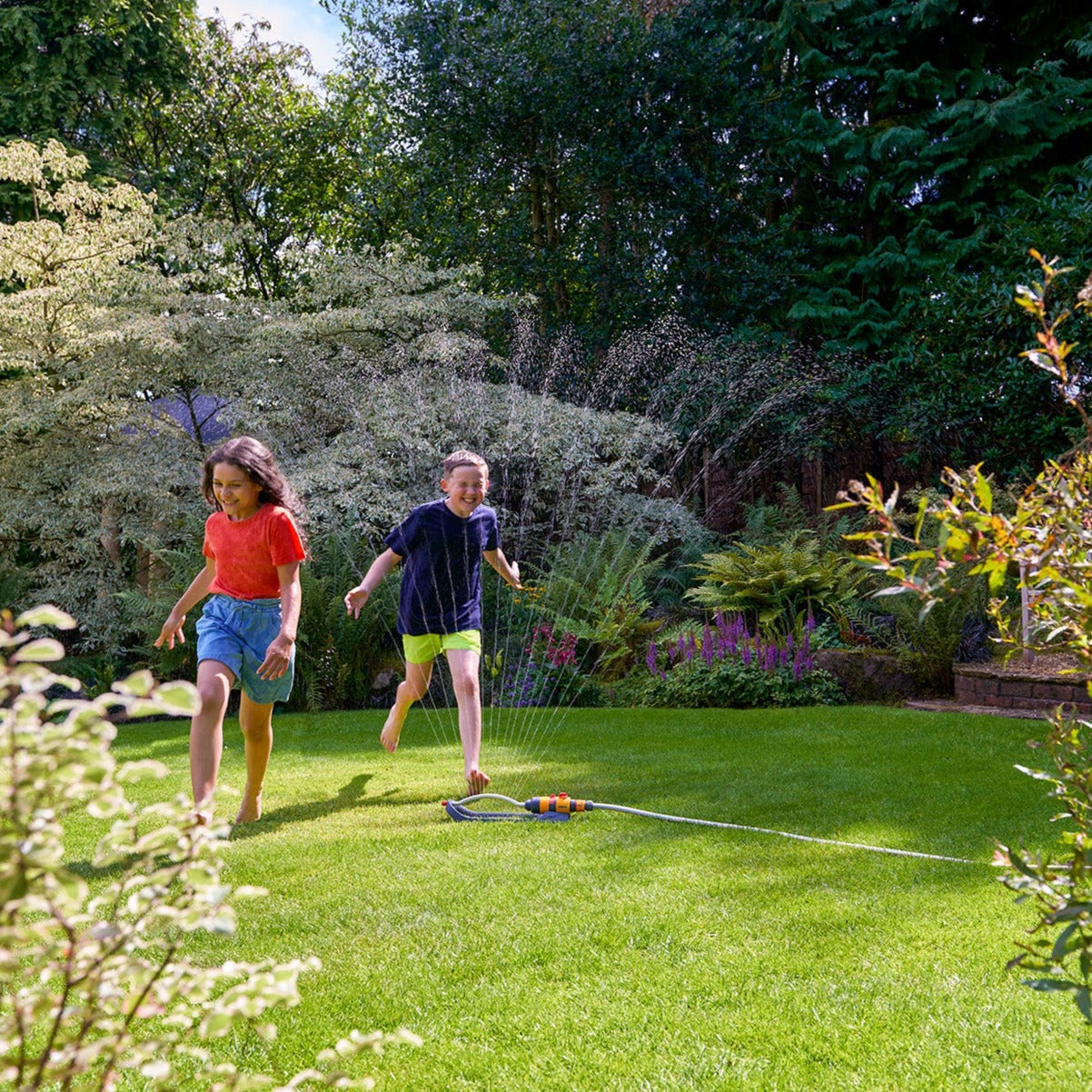 Hozelock Rectangular Sprinkler Plus 220 M