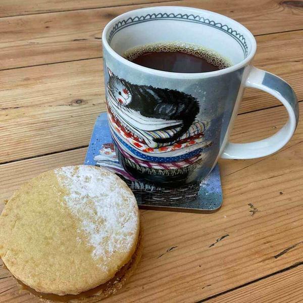 Alex Clark Mug Laundry Basket