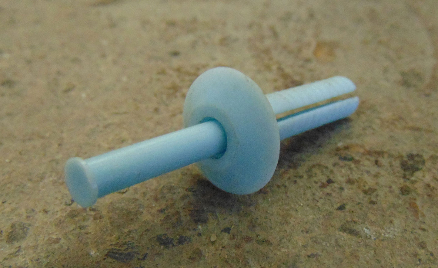 Oadby Blue Cladding Rivet 25mm