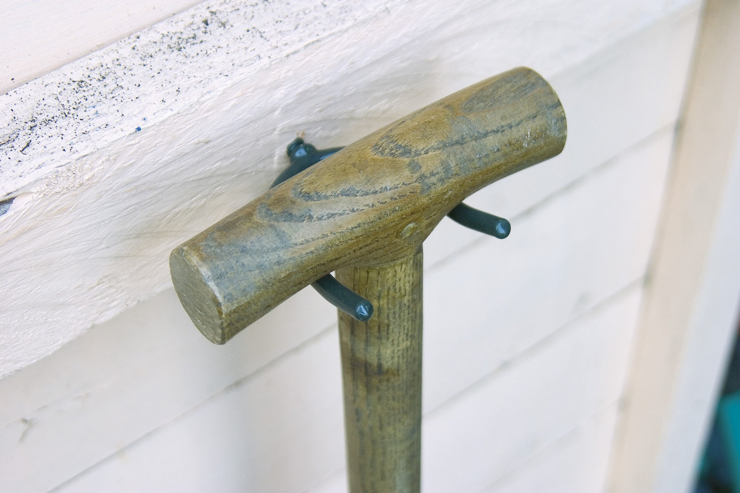 The Good Life Garden Tool Double Hooks 2-Pack