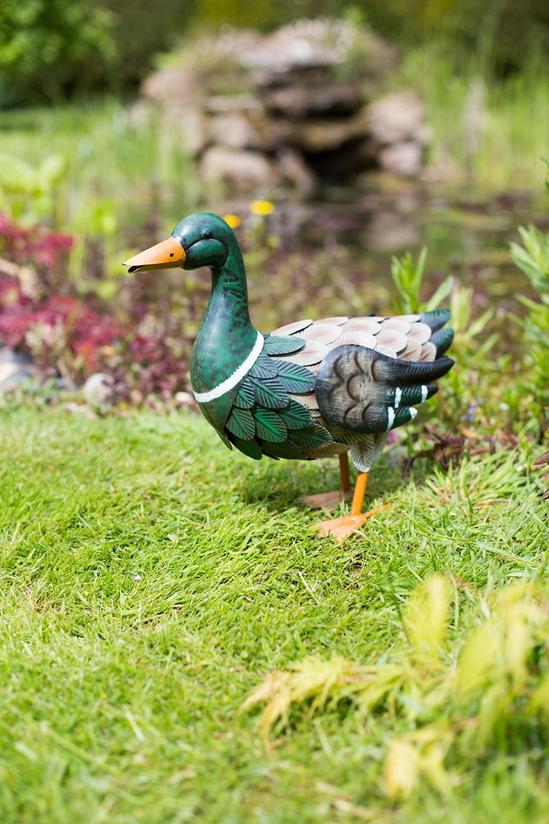 La Hacienda Mallard Garden Sculpture