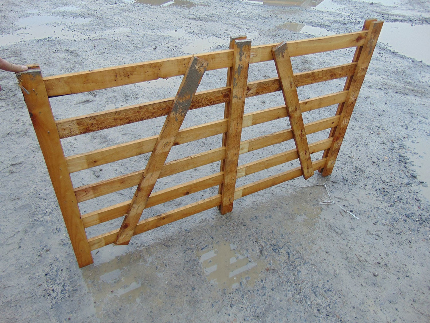 Wooden Sheep Hurdle 1.5m