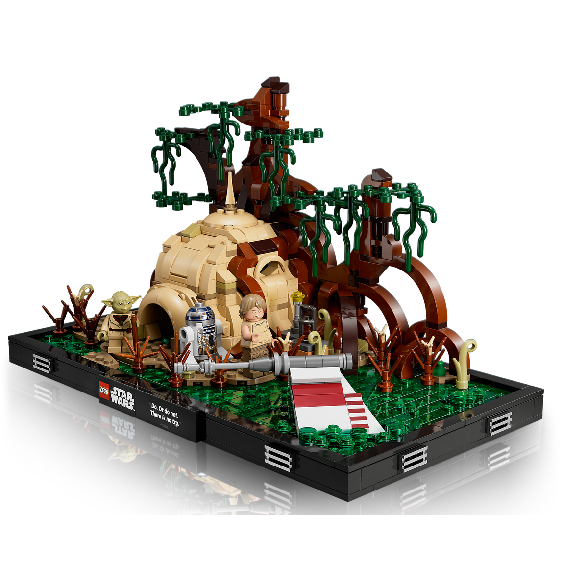LEGO Star Wars Dagobah Jedi Training Diorama 75330