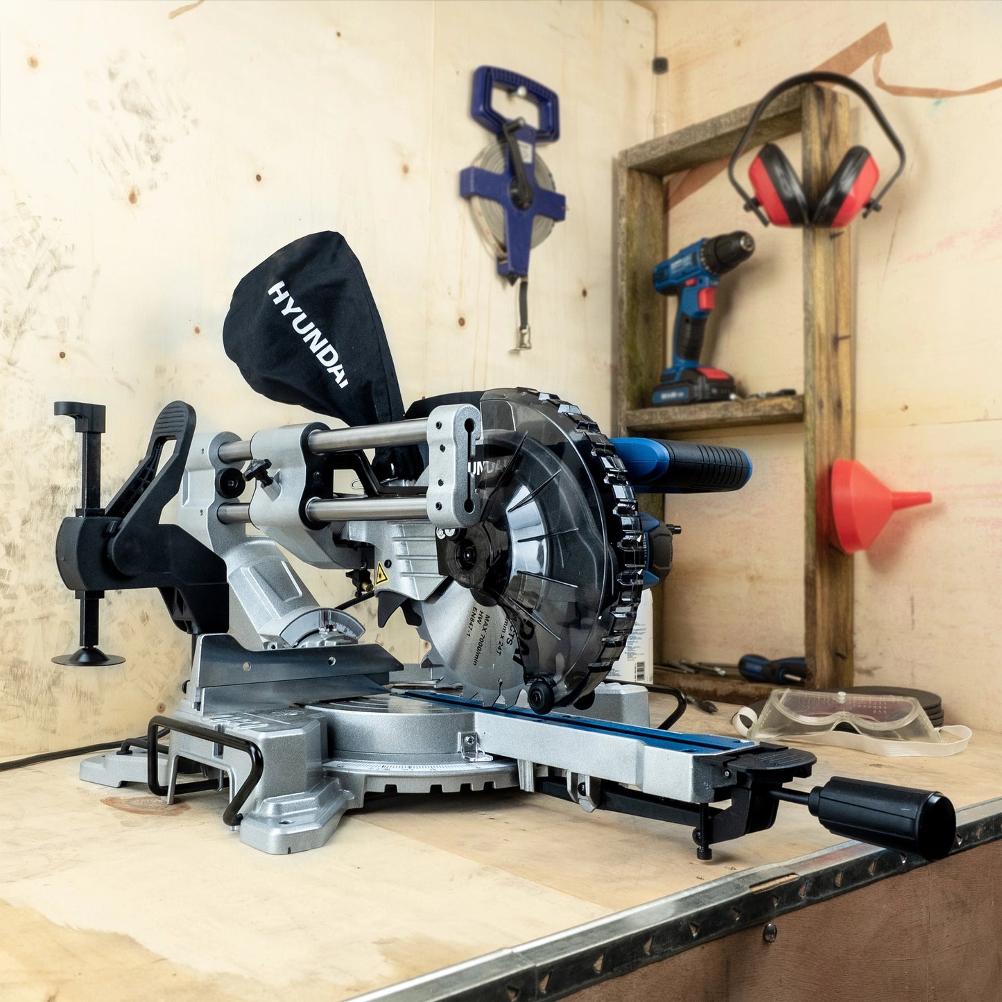 Hyundai HYMS1500E 1500W Electric Mitre / Chop Saw