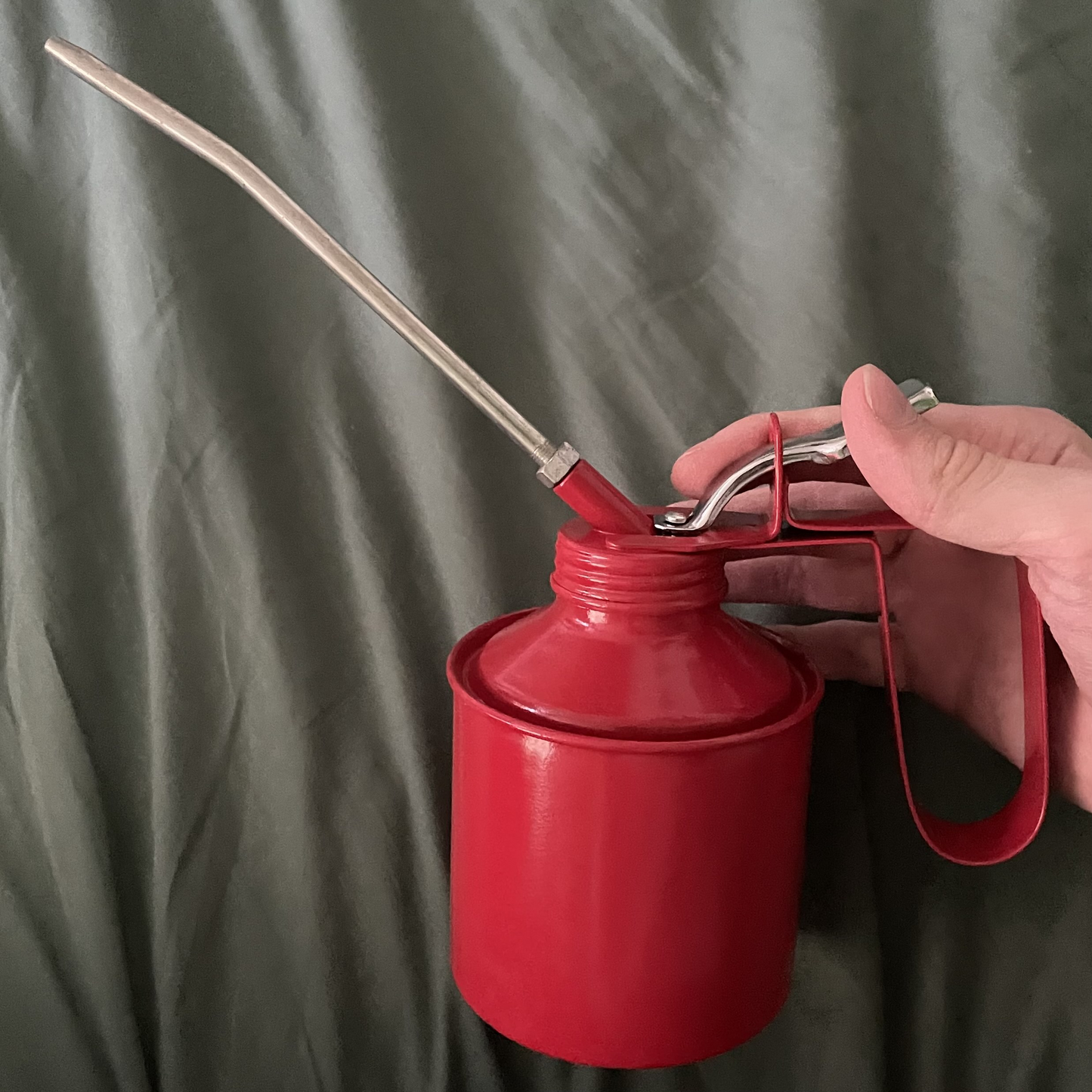 Mato Metal Oil Can with Pump & Spout 500ccm