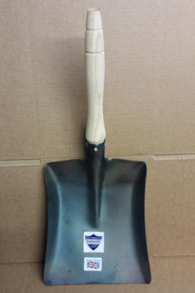 Paradean No2 Heavy Square Shovel with Wooden Handle