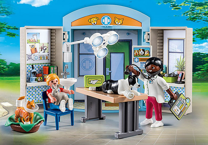 Playmobil City Life Vet Clinic Play Box