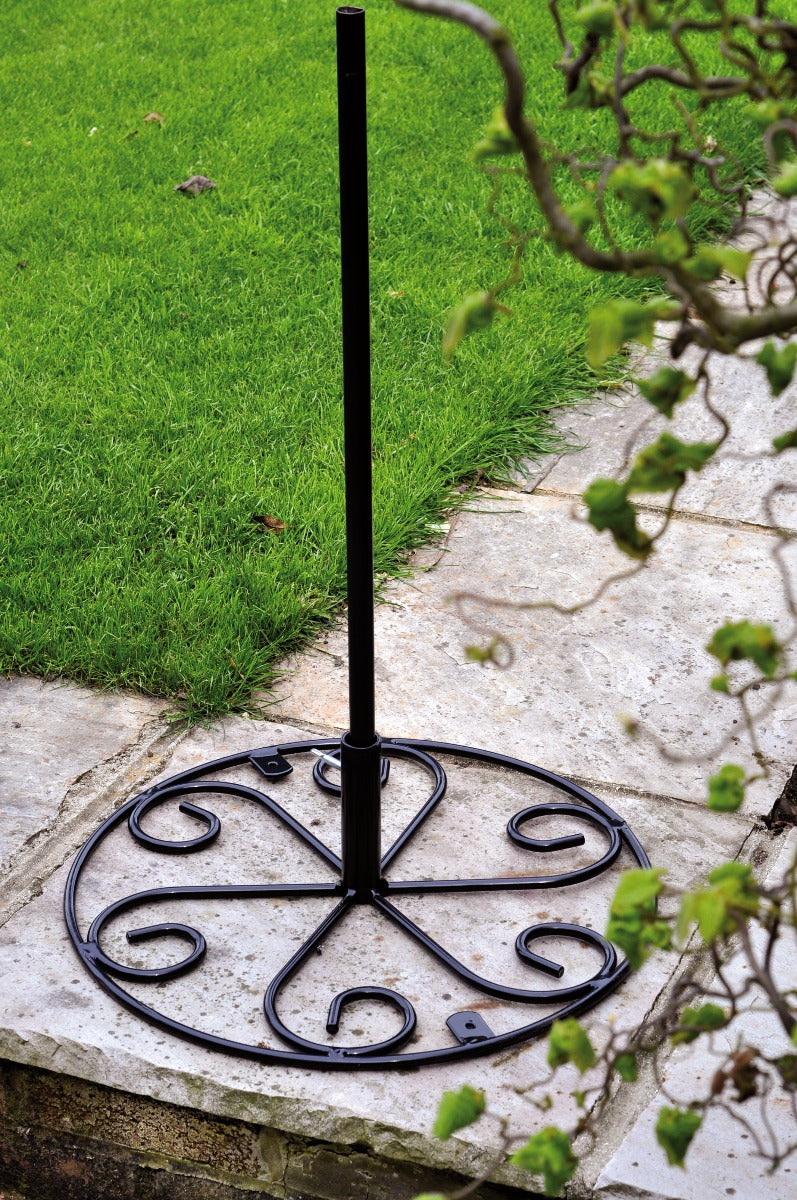Tom Chambers Bird Patio Stand