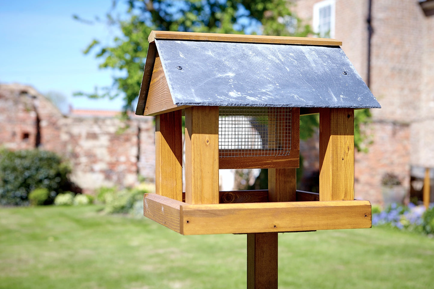 Tom Chambers Farndale Bird Table