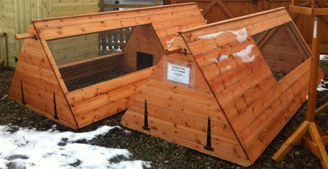 Chicken Coop 9' x 4'