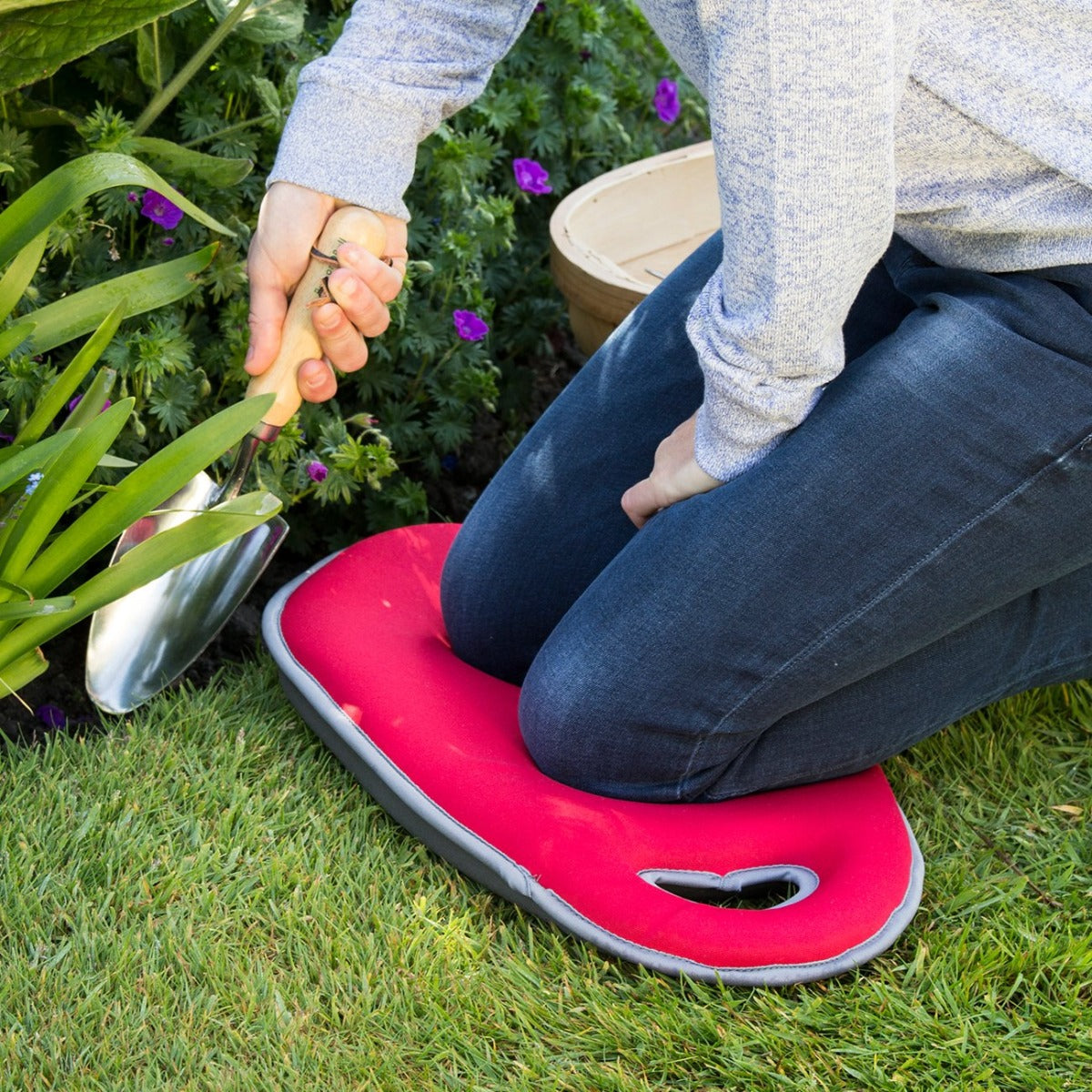 Burgon & Ball Kneelo Kneeler Berry