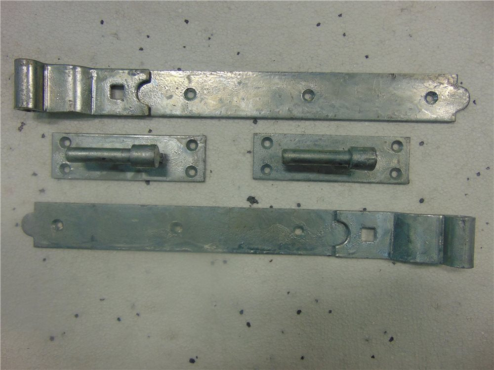 Eliza Tinsley Cranked Hooks & Bands on Plates 24" 2-Pack