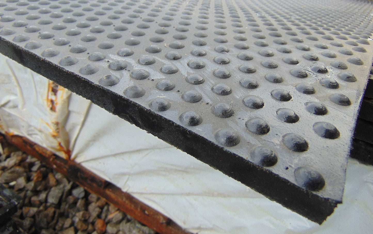 Rubber Animal Mat 1.8m x 1.2m x 17mm