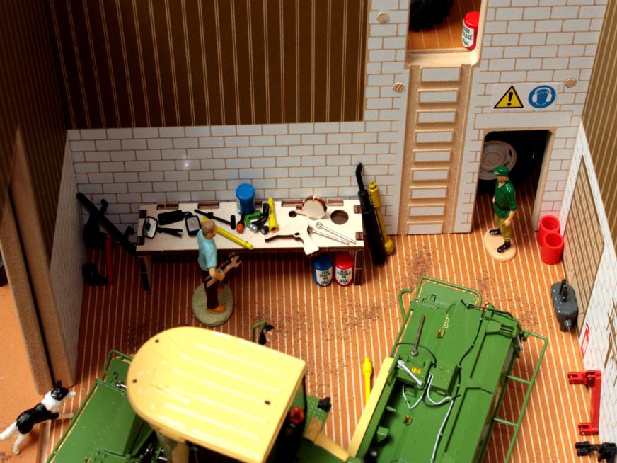 Brushwood Farm Workshop BT8200