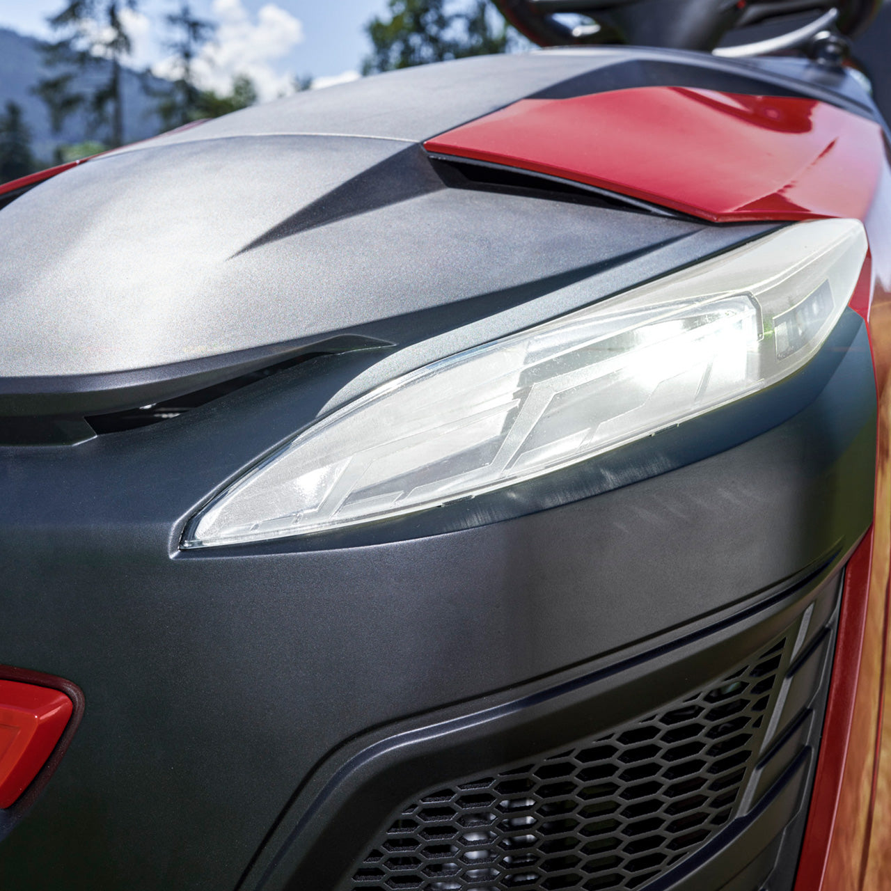 solo by AL-KO Comfort T18-103.4 HD-A V2 Petrol Rear Collect Lawn Tractor