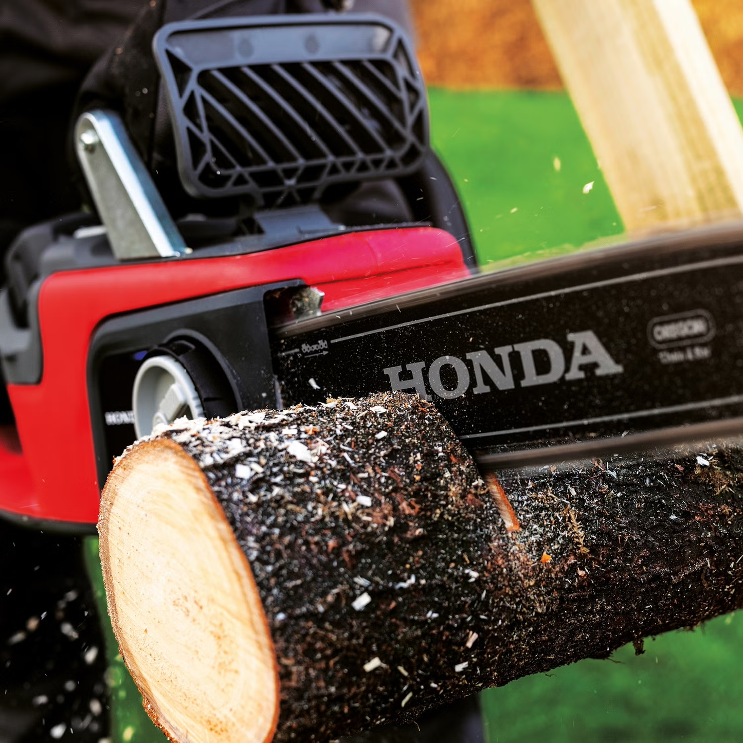 Honda HHC 36 BXB Cordless Chainsaw