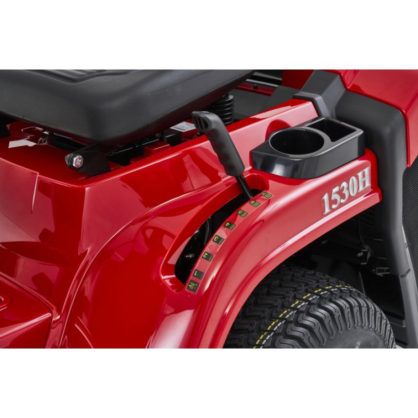 Mountfield 1530H Petrol Lawn Tractor 84cm