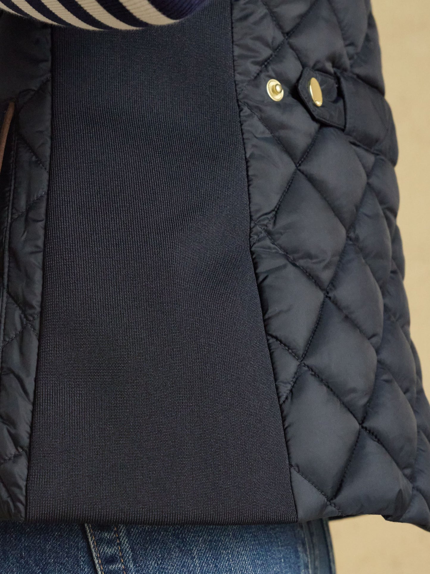 Joules Braemar Luxe Showerproof Diamond Quiled Gilet