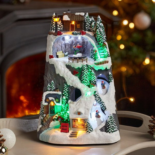Three Kings Animated Winter Ski SnowScene
