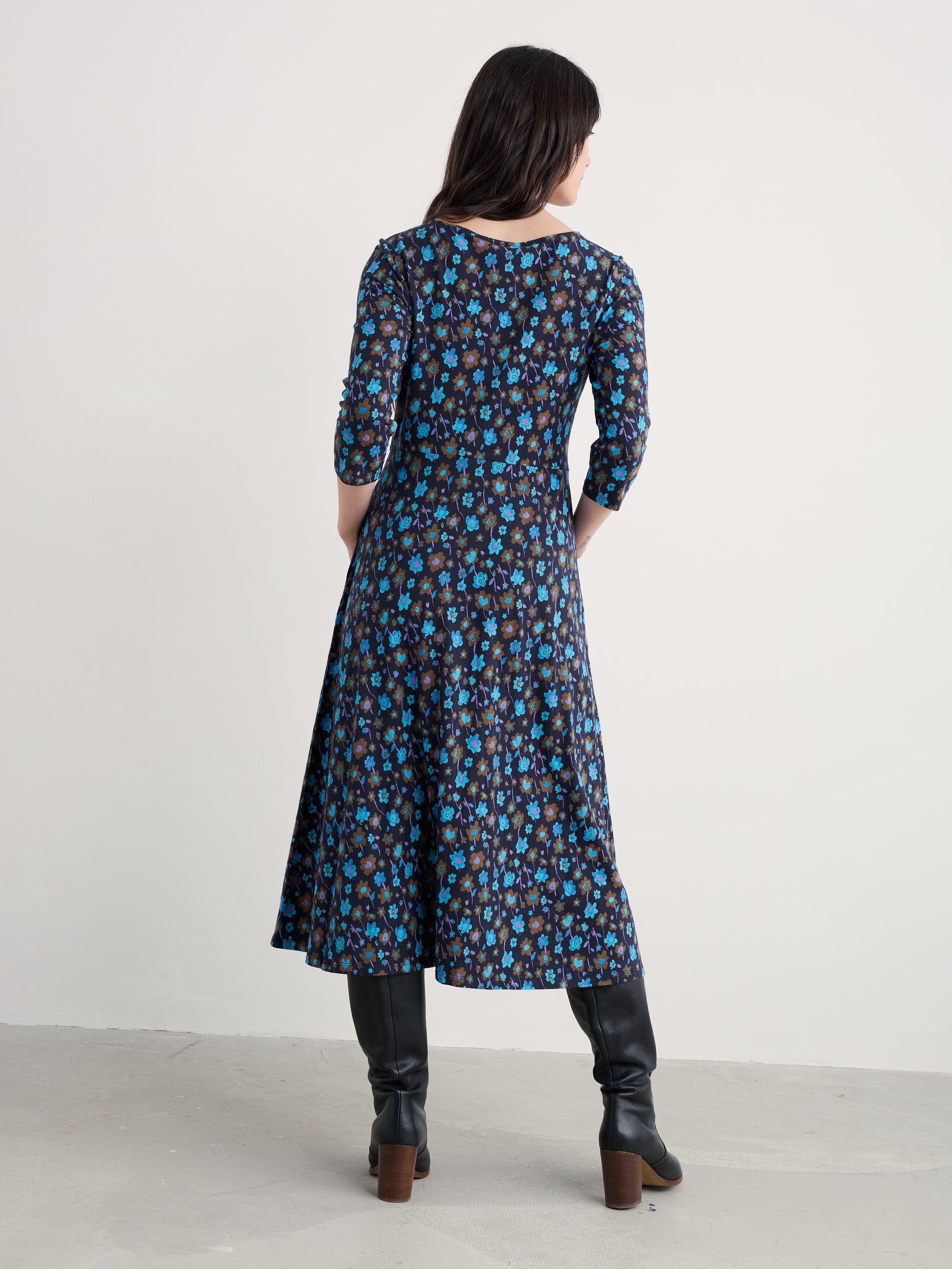 Seasalt Wild Bouquet 3/4 Sleeve Midi Dress Sam Turner & Sons Seasalt Wild Bouquet 3/4 Sleeve Midi Dress Sam Turner & Sons