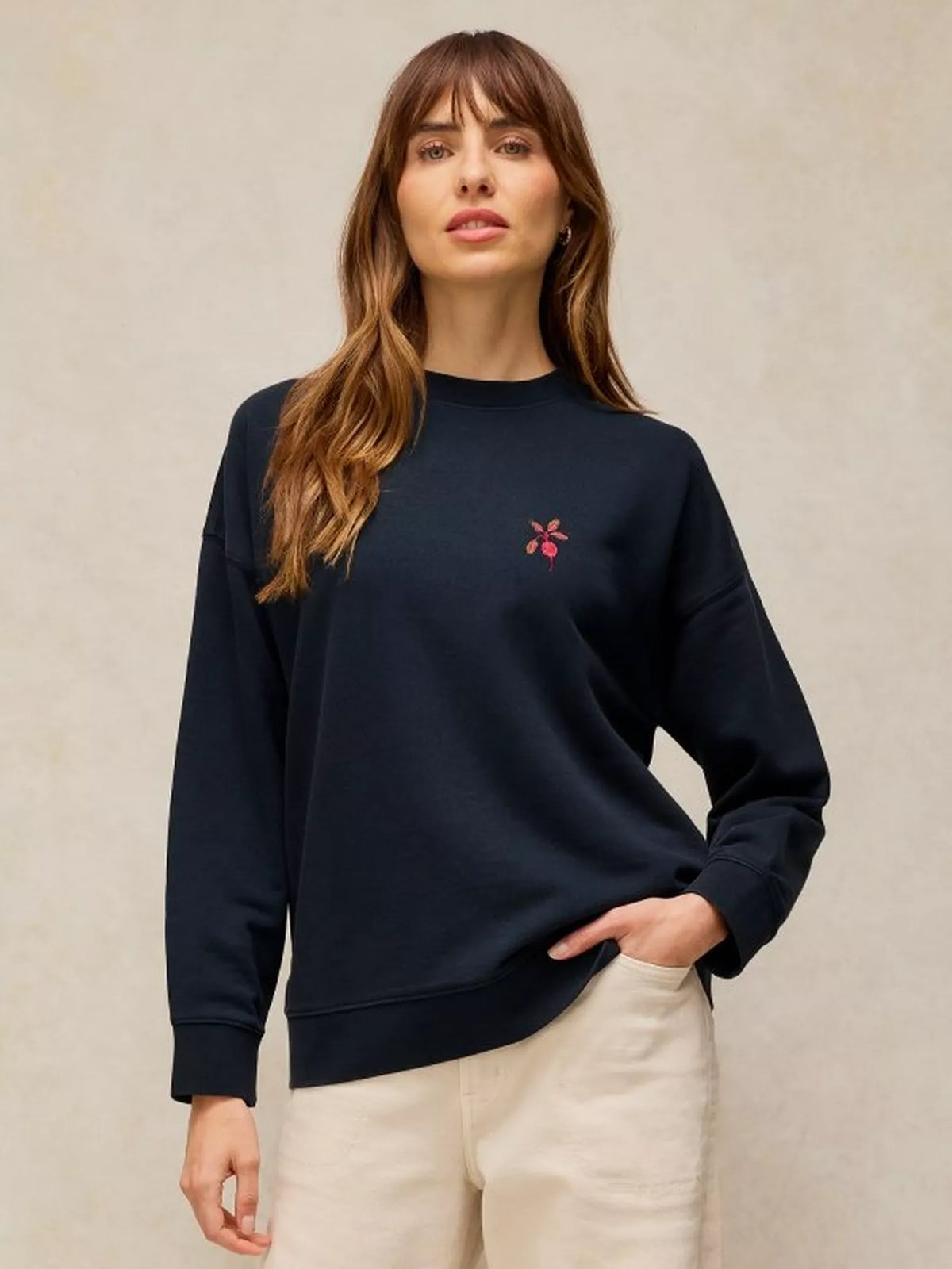 White Stuff Womens Cleo Longline Graphic Sweatshirt in cotton blend with crew neck and oversized fit