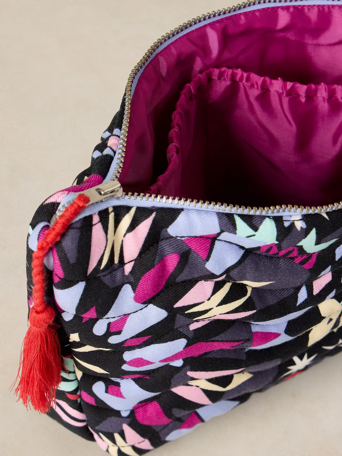 White Stuff Stella Quilted Wash Bag