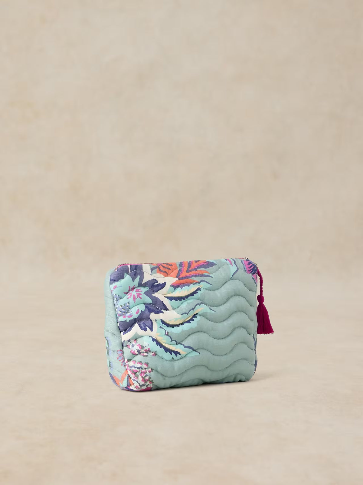 White Stuff Stella Quilted Wash Bag
