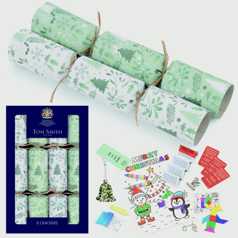 Tom Smith pack of 8 Christmas crackers decorated with a botanical mistletoe design
