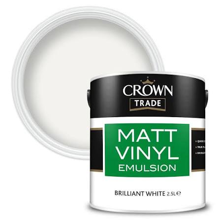 2.5 Litre tin of Crown Trade Matt Emulsion paint in Brilliant White for walls and ceilings