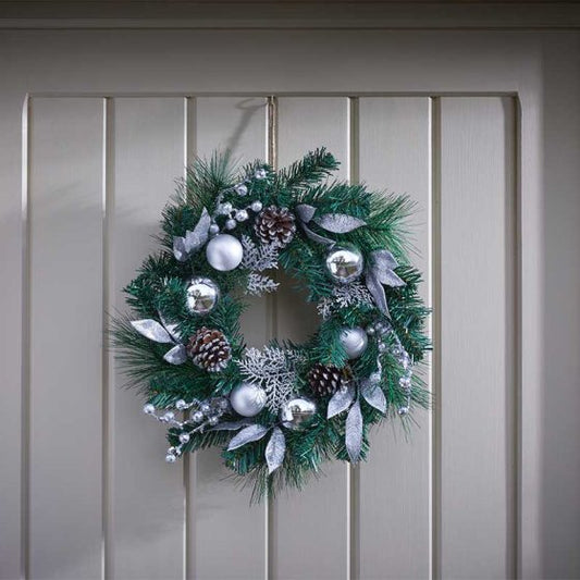 Three Kings Baubly Wreath - Silver - 40cm