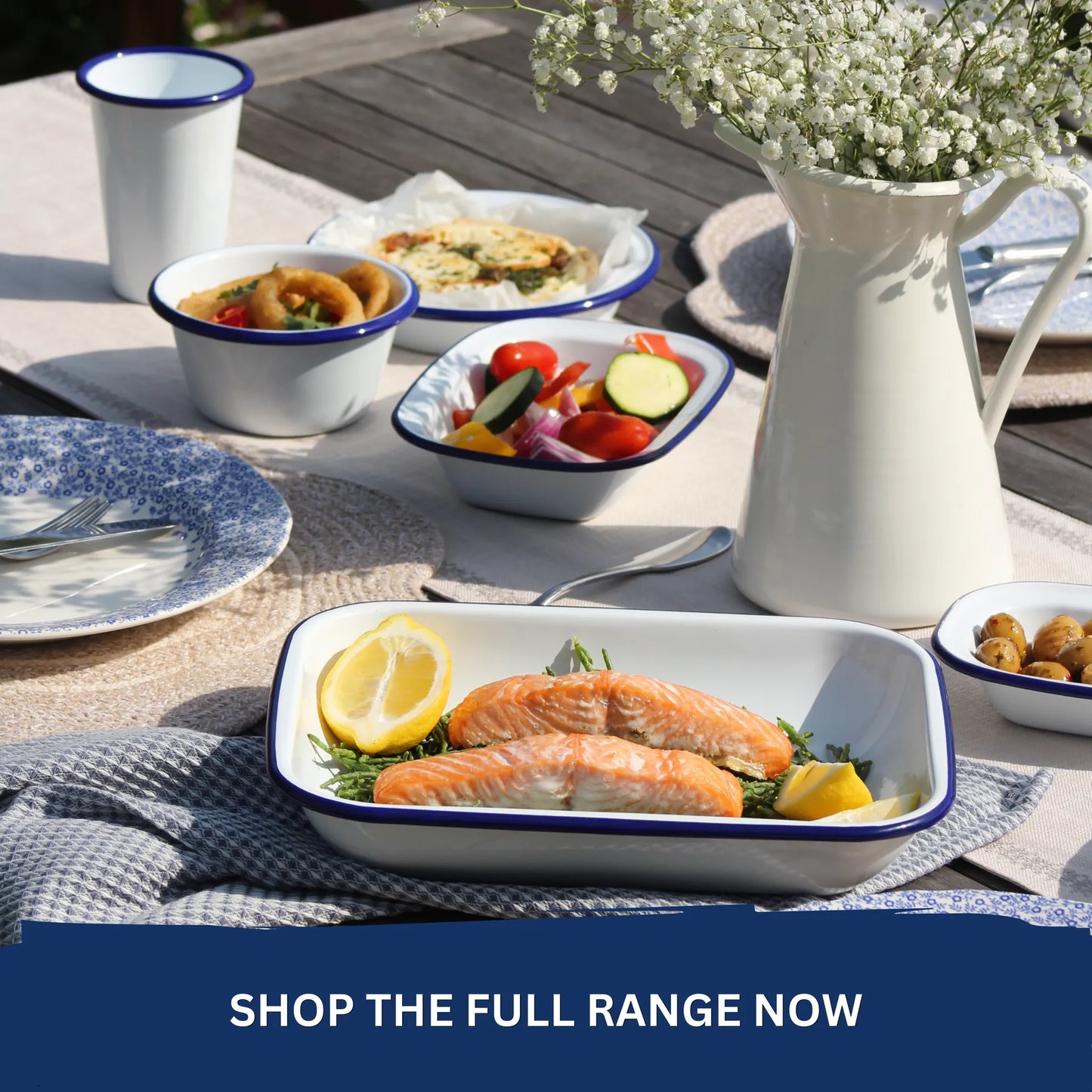 Falcon enamel white teapot with lid and classic blue rim 850ml