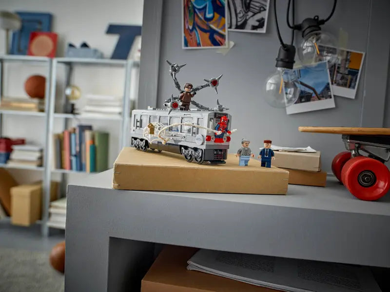 Lego Spider-Man vs. Doc Ock Subway Train Scene SH Marvel 